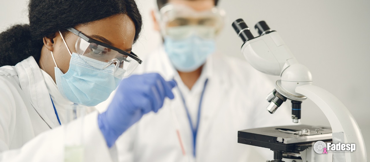 Leia mais sobre o artigo Confira os aprovados e o cronograma de entrevistas do Mestrado em Análises Clínicas 2023