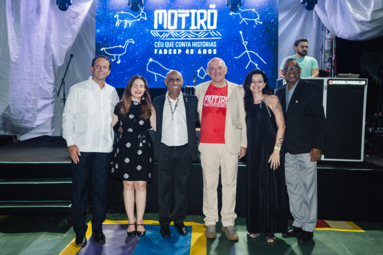 Leia mais sobre o artigo FADESP celebra 48 anos com evento no barco-obra da Bienal das Amazônias e destaca expansão e papel estratégico na ciência da região